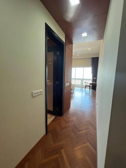 2bedroom Seaview @ Straits Quay